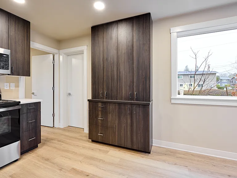 1940 NW Grant Ave #101 — Photo 6