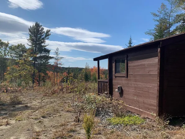 225 Old School House Road, Norridgewock, ME 04957