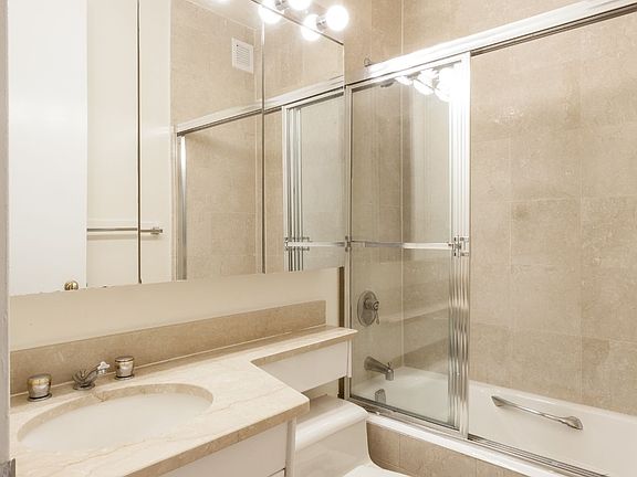 5th image of 210 E 65th St APT 11M