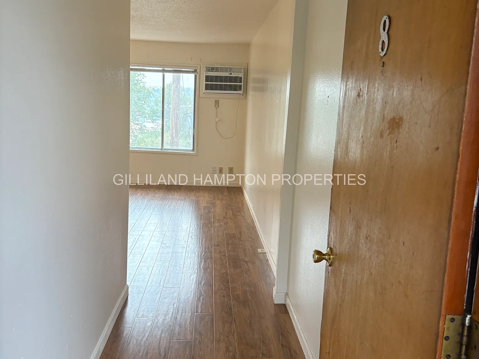 2 bed, 820 sqft, $1,050 — Photo 3