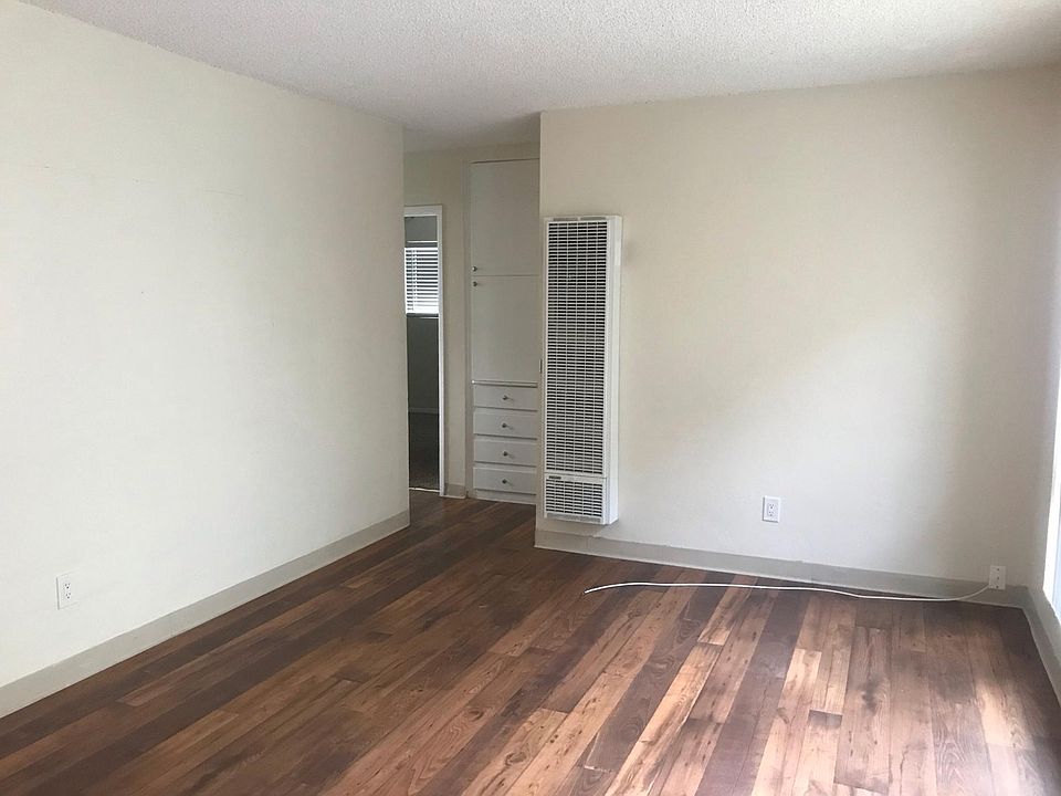 1st image of 2161 Garnet Ave APT 3