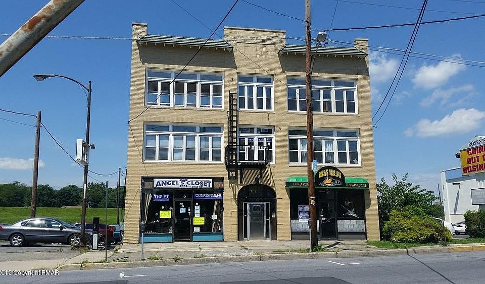 2nd image of 296 Washington St
