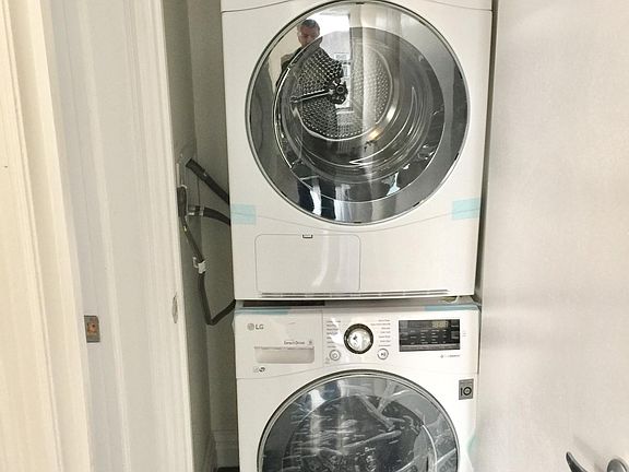 3rd image of 2517 24th Ave APT 2A