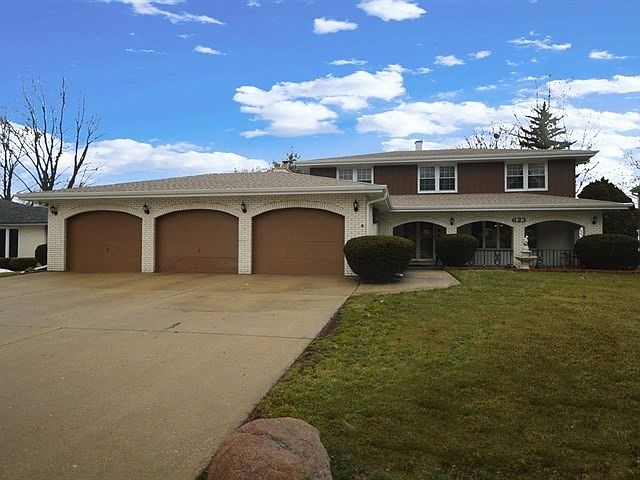 1st image of 623 Ca Crest Dr