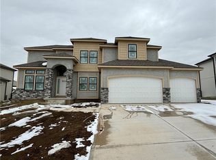 3207 SW Enoch St, Lees Summit, MO 64082