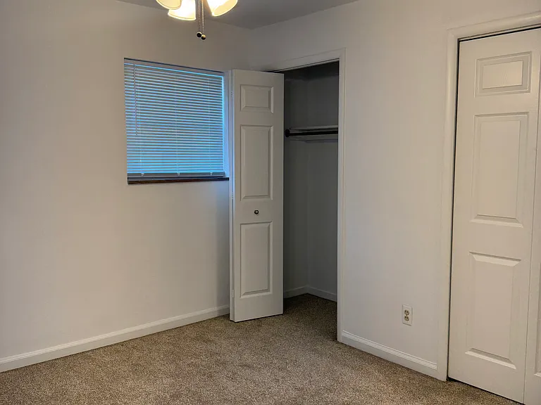 985 Northwood St #8 — Photo 5