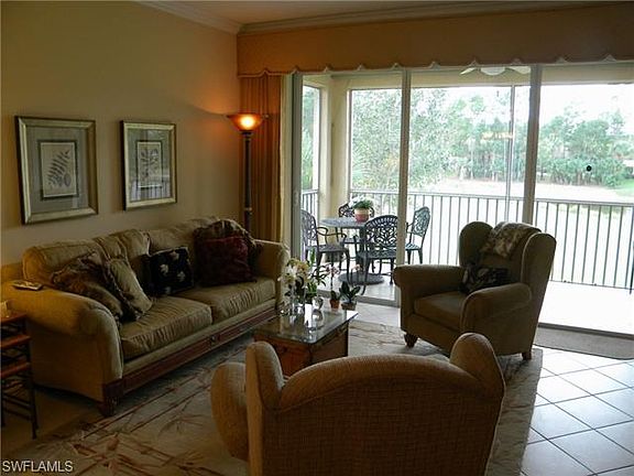 4th image of 3980 Bishopwood Ct E Unit 201