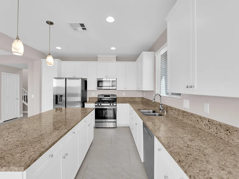 5382 Sleepy Willow St — Photo 8