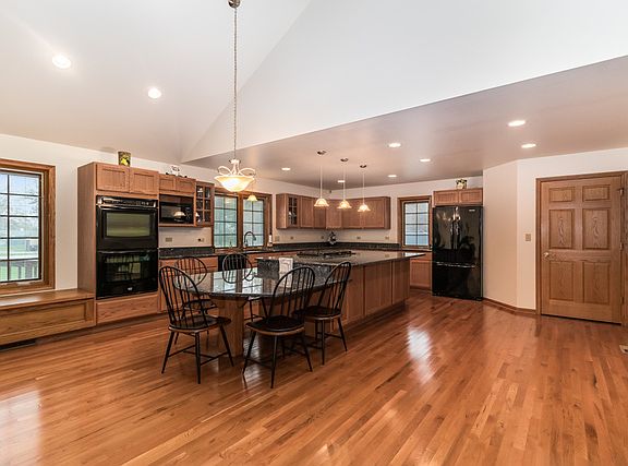 4th image of 24348 S Thorn Creek Ln