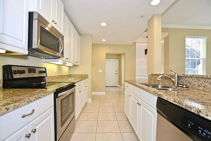 1459 Lake Baldwin Ln #B — Photo 9