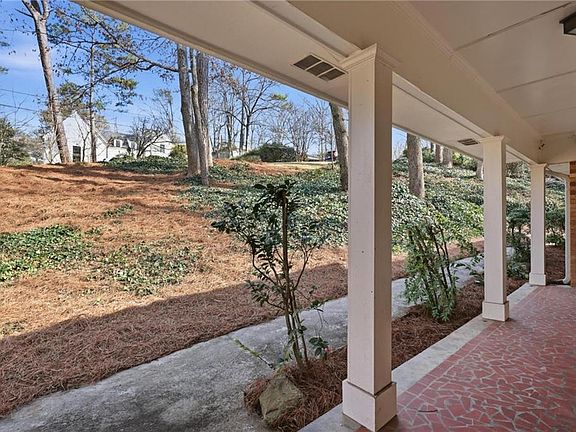 5th image of 6900 Castleton Dr