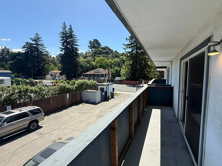 Appian Way, 4861 — Photo 18