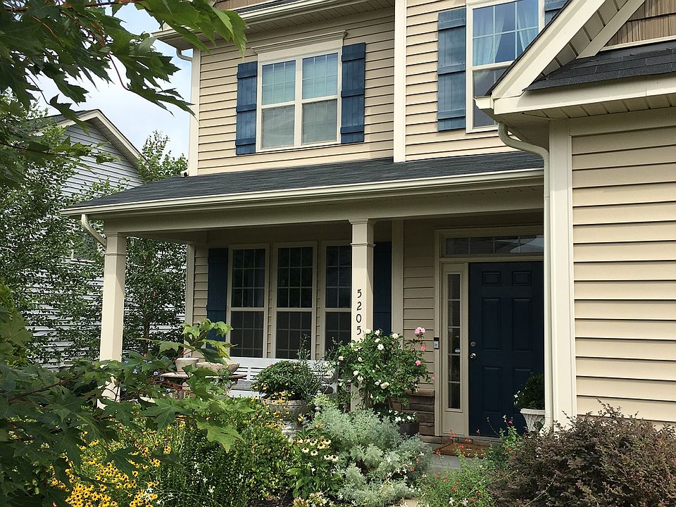 2nd image of 5205 Emerald Spring Dr