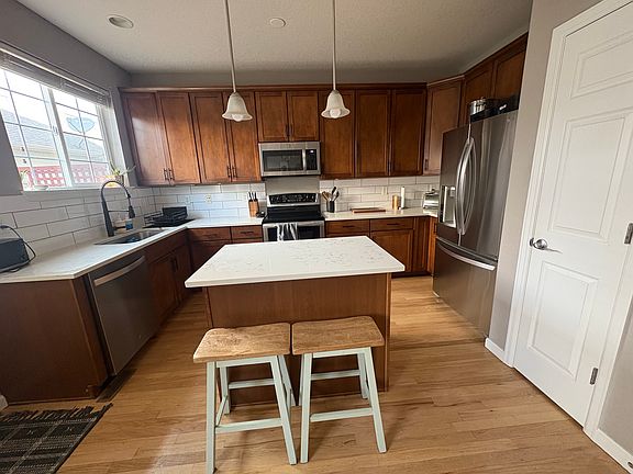 5th image of 2291 N Valentia St