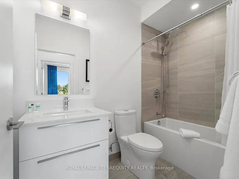 37 Rockmount Cres — Photo 23