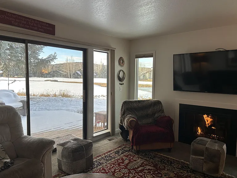 73 Vantage Ct #73 — Photo 4