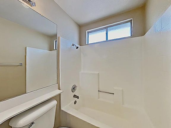 3rd image of 45327 Zuma Dr