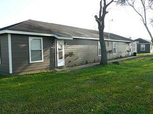 7131-A Meadowgreen Ln, Needville, TX 77461
