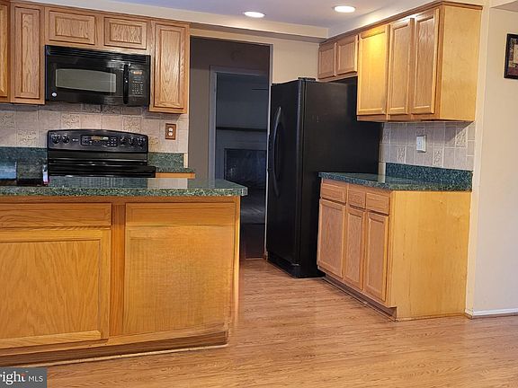 4th image of 9912 Norwood Ct