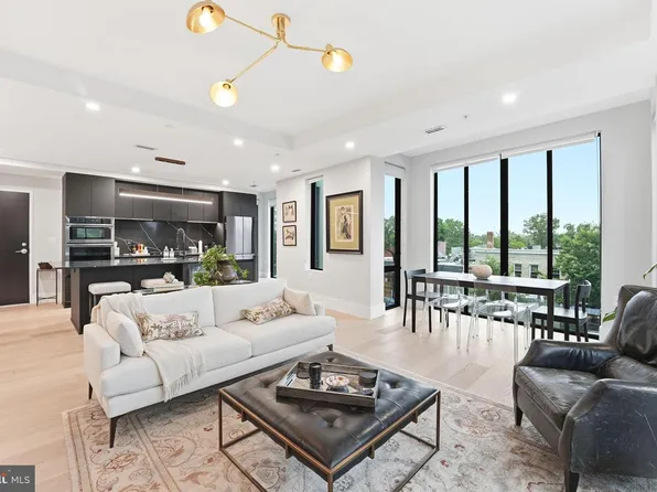 3219 Wisconsin Ave NW Unit 301, Washington, DC 20016