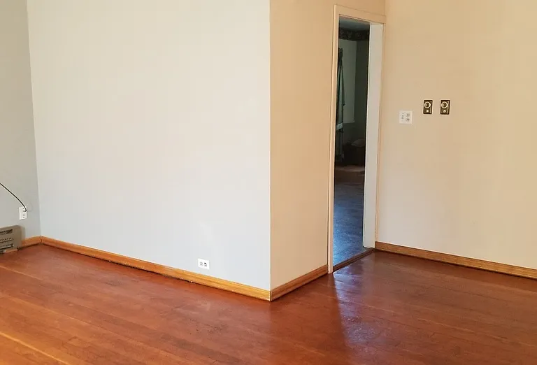 315 W 12th Ave — Photo 16