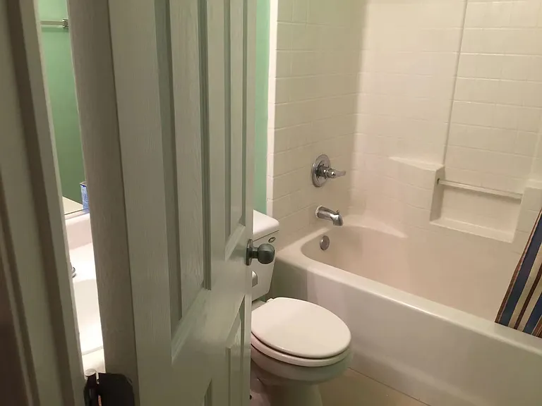 2077 Seattle Shore St — Photo 7