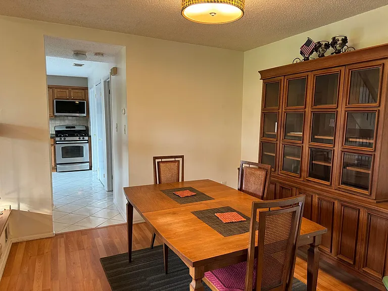 17 Westgate Dr #17 — Photo 7