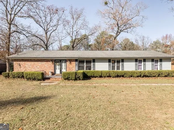 131 Wake Forest Dr, Warner Robins, GA 31093