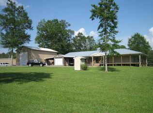 4 Cowart Holiday Rd, Poplarville, MS 39470