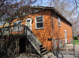 106 E Willow Dr, Round Lake Park, IL
