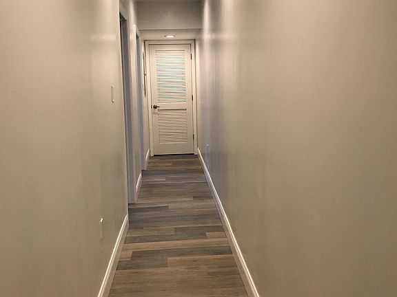 4th image of 1528 W Porter St Floor 2