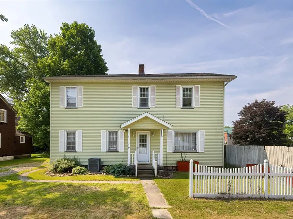 319 Washington St, Saegertown, PA 16433