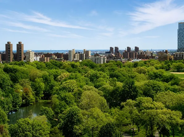 400 Central Park W APT 18Y, New York, NY 10025