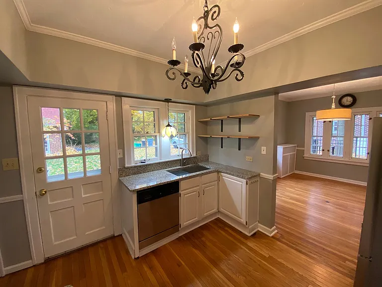 2975 Claremont Rd — Photo 20