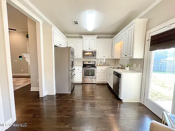 110 Countrywood Pl — Photo 5