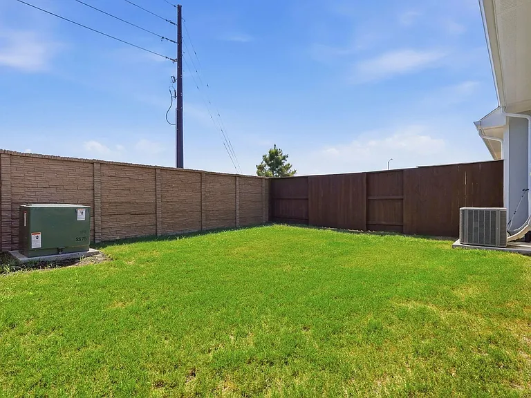10035 Crescendo Way — Photo 25