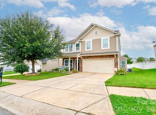 3219 Pikes Peak Dr, Gastonia, NC 28052
