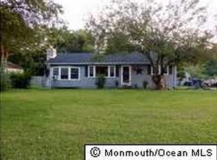 24 Walnut St, Little Egg Harbor, NJ 08087