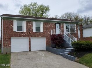 4400 Chenny Ln, Jeffersontown, KY 40299