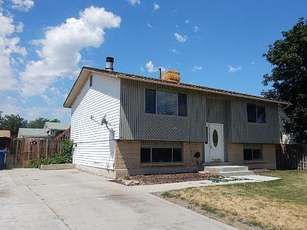 2nd image of 4342 S Wildrose Dr