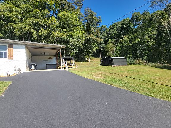 4th image of 229 Burton Rd