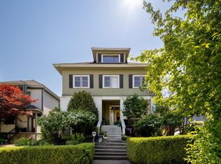 226 2nd St, New Westminster, BC V3L2K6