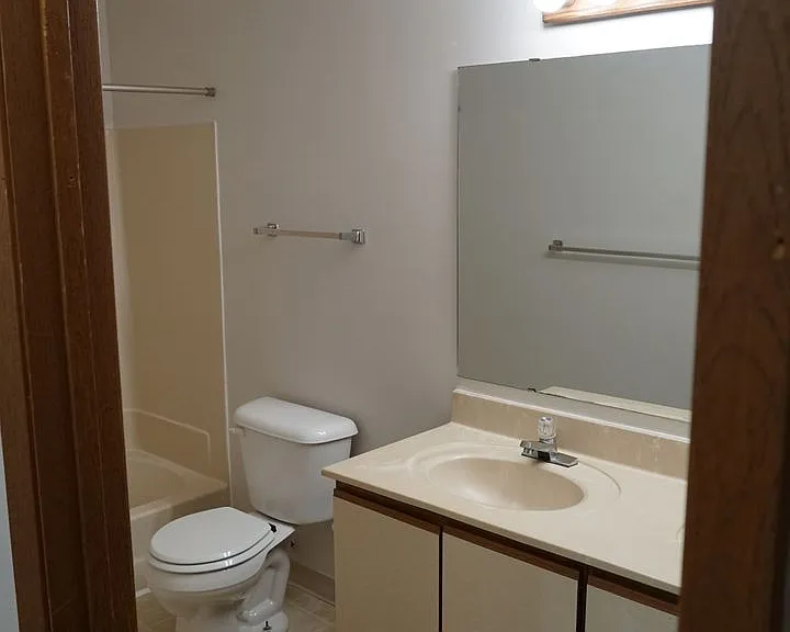 Orchard Village Apartments — Photo 224