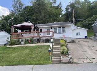 20 Fernwood Ave, Wheeling, WV 26003