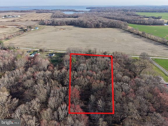 2nd image of 23737 Smithville Rd