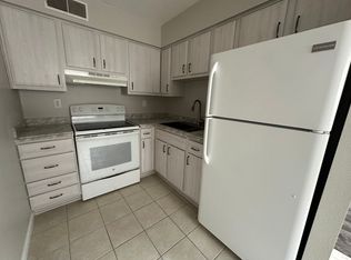 1402 21st Avenue Pl, Coralville, IA 52241