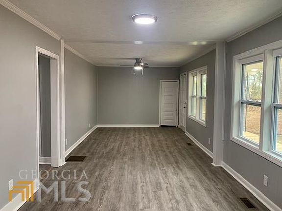 2nd image of 205 Avenue B