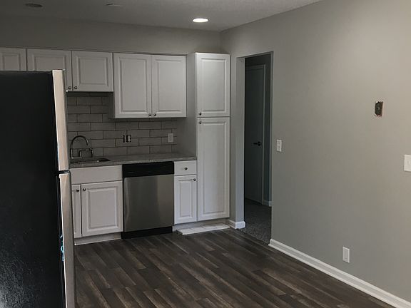 5th image of 19023 Costanzo Cir