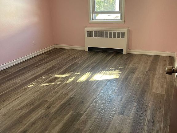 4th image of 1513 Kennellworth Pl