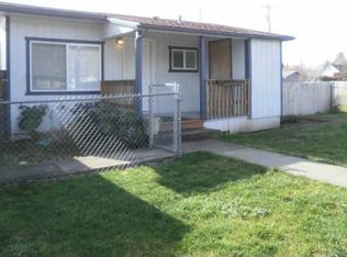 1211 SW Jordan St, Grants Pass, OR 97526